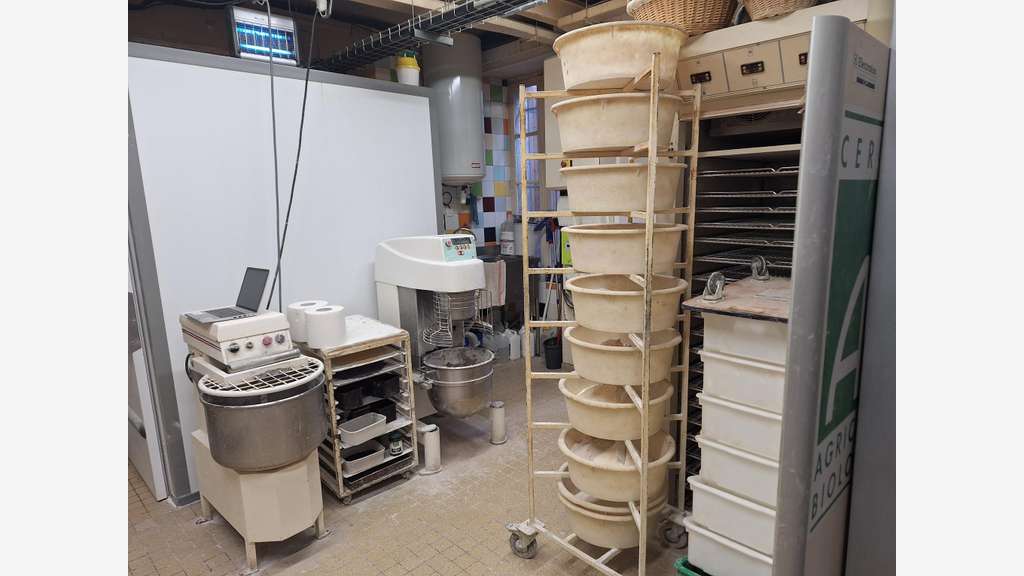Vente boulangerie snacking en centre ville Nièvre