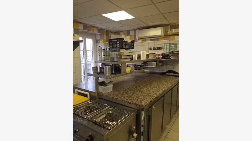 Vente boulangerie pât. artisanale centre-ville 58