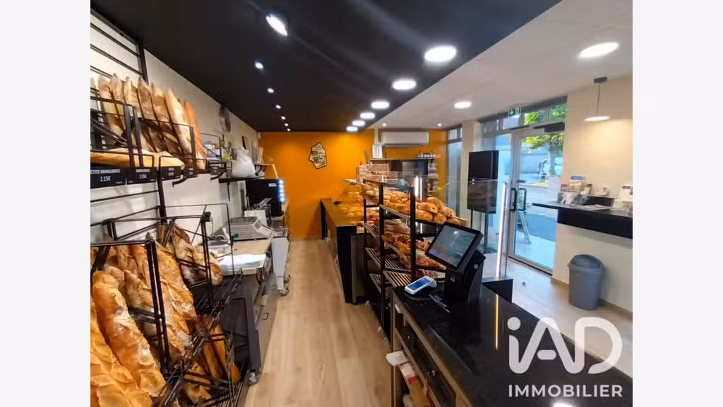 Vente belle boulangerie pâtisserie à Olby