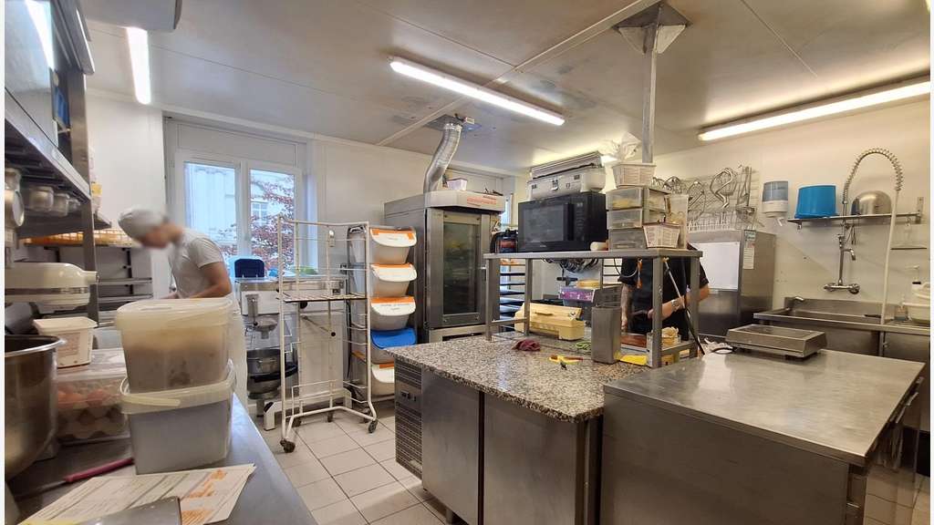 Cède boulangerie 160m² emploi N°1 nord-est Lyon