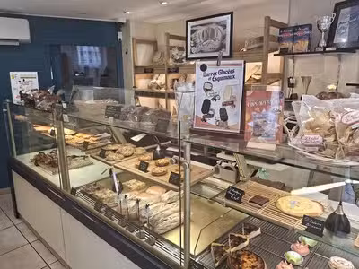 AV  boulangerie, axe de passage Beaujolais