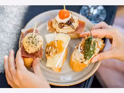 AV restaurant de tapas à Montpellier - Ecusson