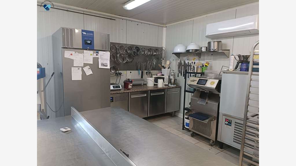 Cède boulangerie pâtisserie confiserie proche Sana