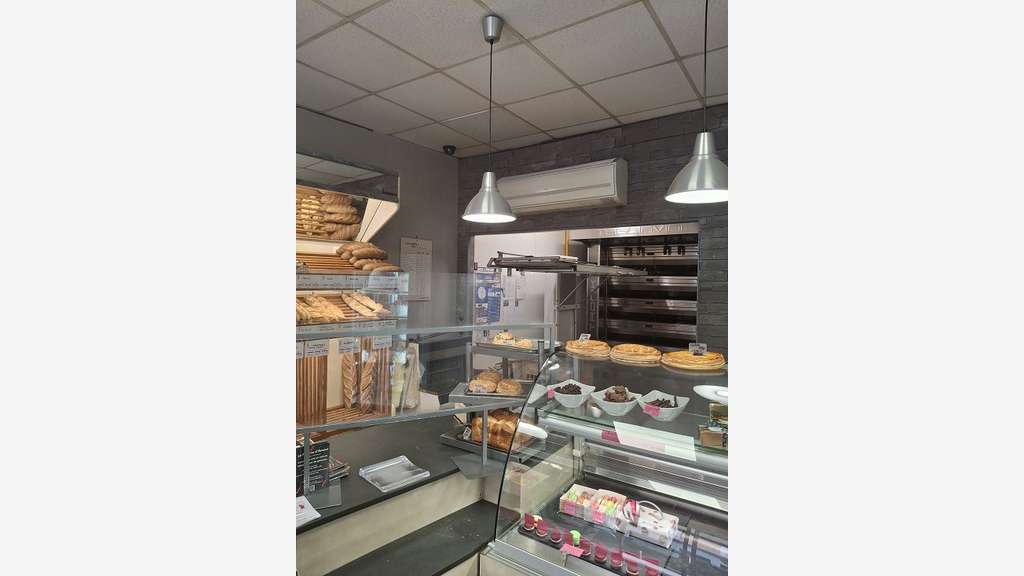 AV boulangerie clé en main dans ville dynamique 71