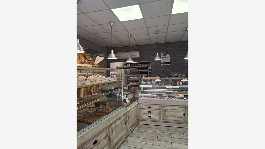 AV boulangerie clé en main dans ville dynamique 71