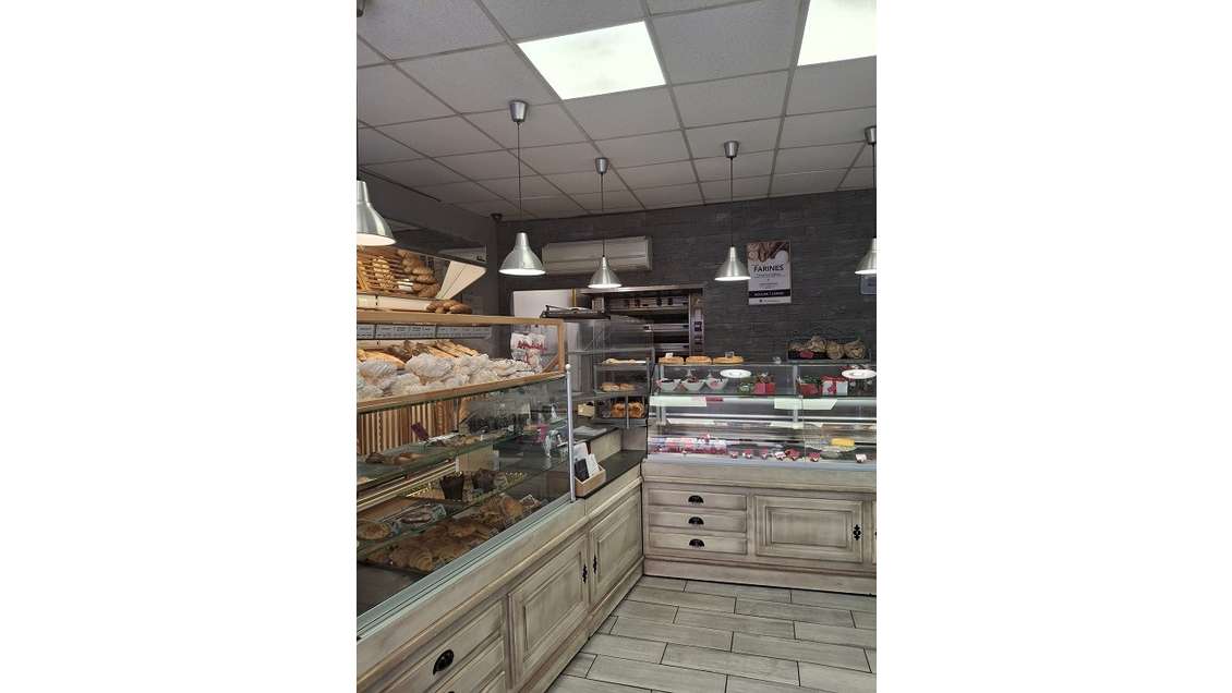 AV boulangerie clé en main dans ville dynamique 71