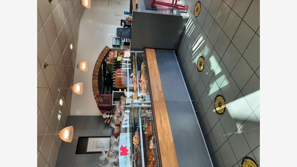 Vente belle boulangerie snacking au Mans Nord