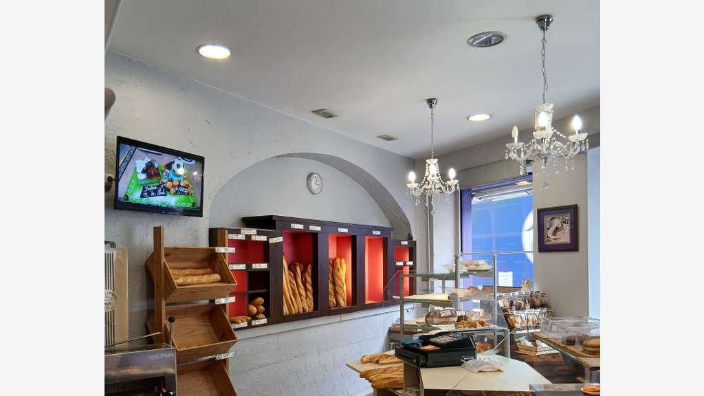 Vente boulangerie en centre ville dynamique Sarthe