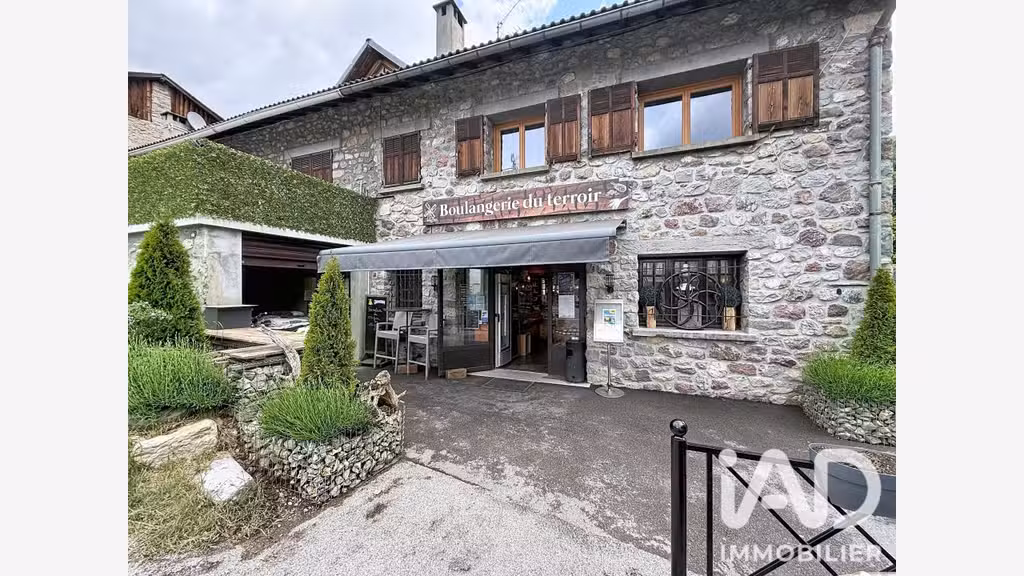Cède boulangerie patisserie à Valdeblore St Dalmas
