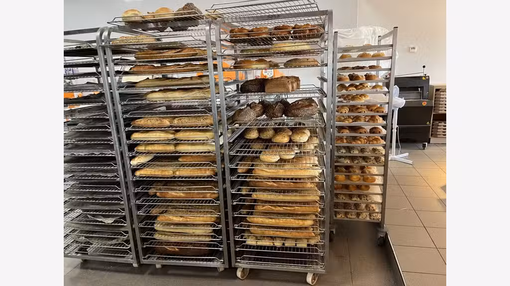 Boulangerie à vendre Var zone commerciale Parking