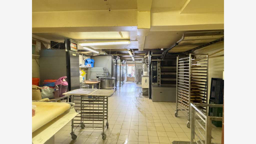 AV murs et fonds boulangerie pâtisserie en Ardèche