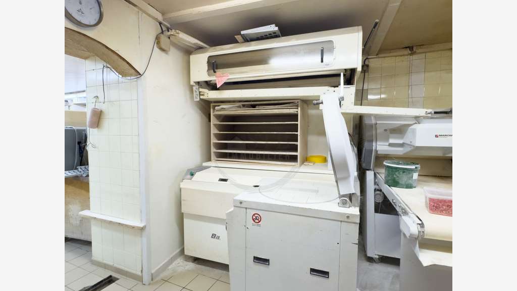 AV murs et fonds boulangerie pâtisserie en Ardèche