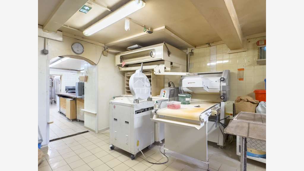 AV murs et fonds boulangerie pâtisserie en Ardèche