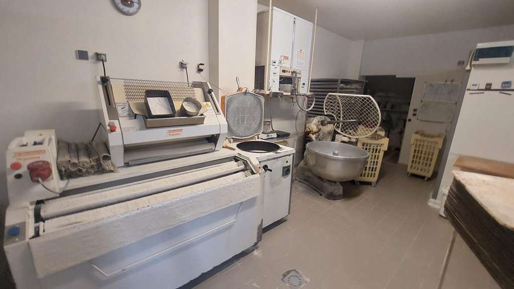 Vente boulangerie sur axe d'un bourg dans le 44