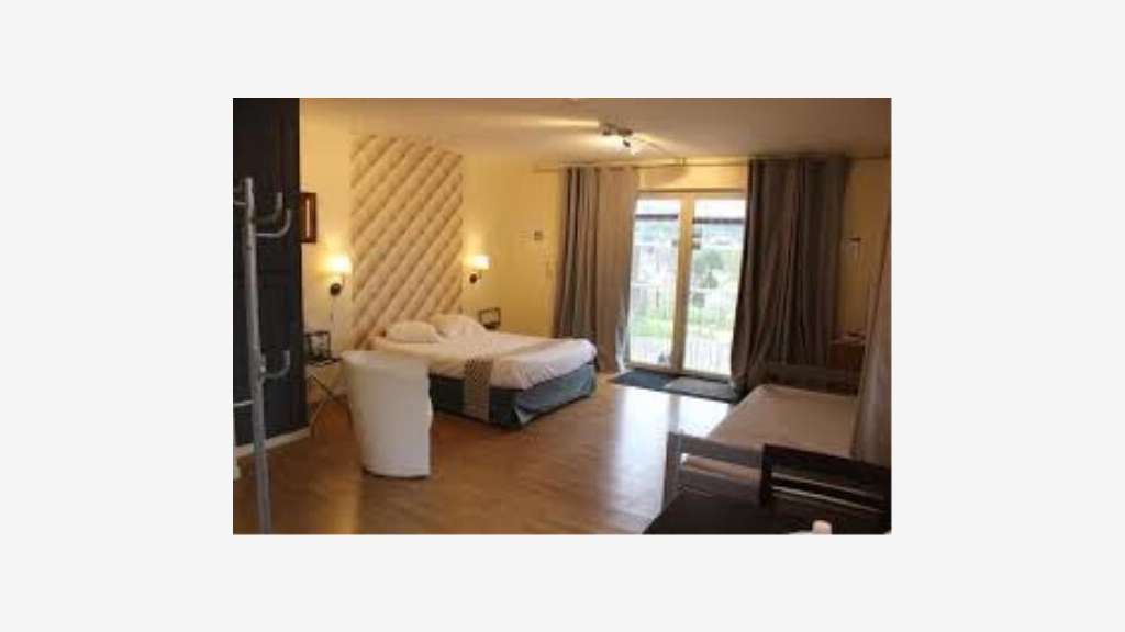 Vente murs d'hôtel restaurant bon état dans le lot