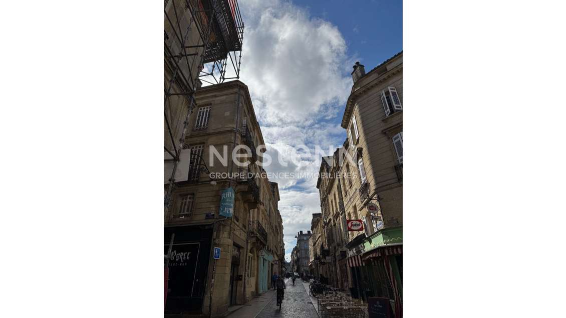 AV boutique prêt à porter Rue du Pas Saint Georges