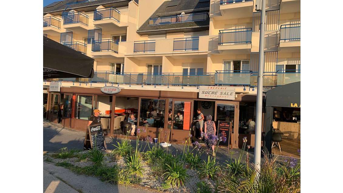 Vente brasserie crêperie vue mer en Bretagne 22