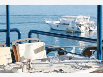 AV brasserie emblématique empl premium littoral 83