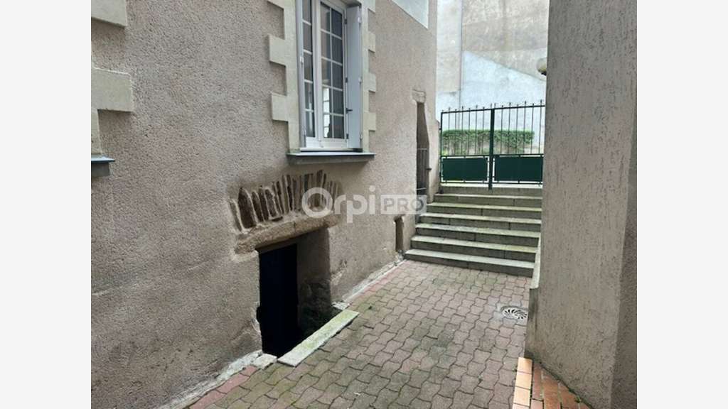 Hôtel ** à vendre en centre-ville de Nantes