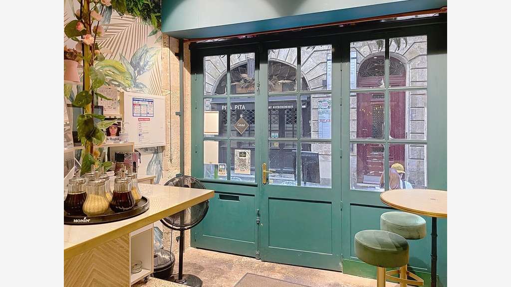 AV café brunch Bordeaux quartier Saint Pierre