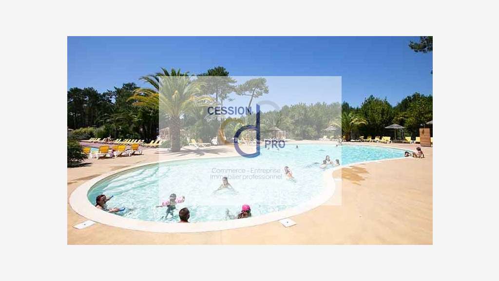 A vendre camping avec belle piscine sur Alès
