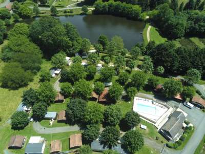 AV murs et fonds camping*** en très bon état!