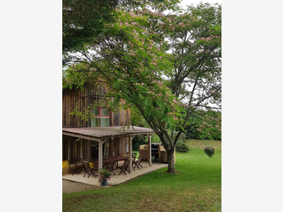 Vente camping gîtes sur 4 hectares à Sarlat