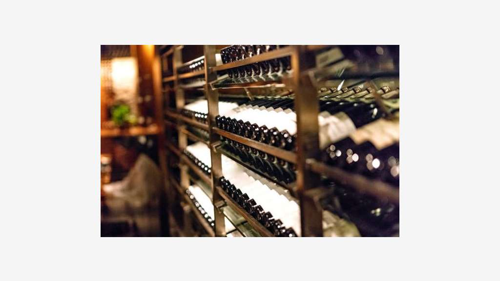 AV cave à vins produits régionaux empl N°1 Landes