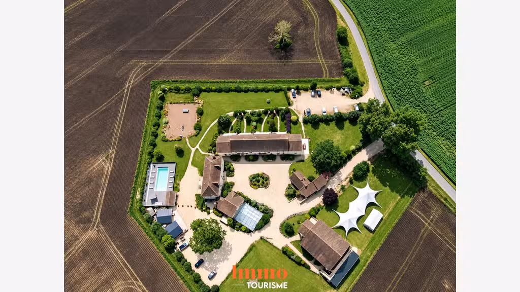 DOMAINE EVENEMENTIEL COMPLET aux portes de