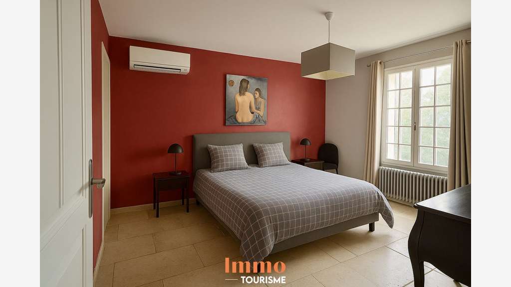 AV Domaine avec gîtes et maison principale à Grans