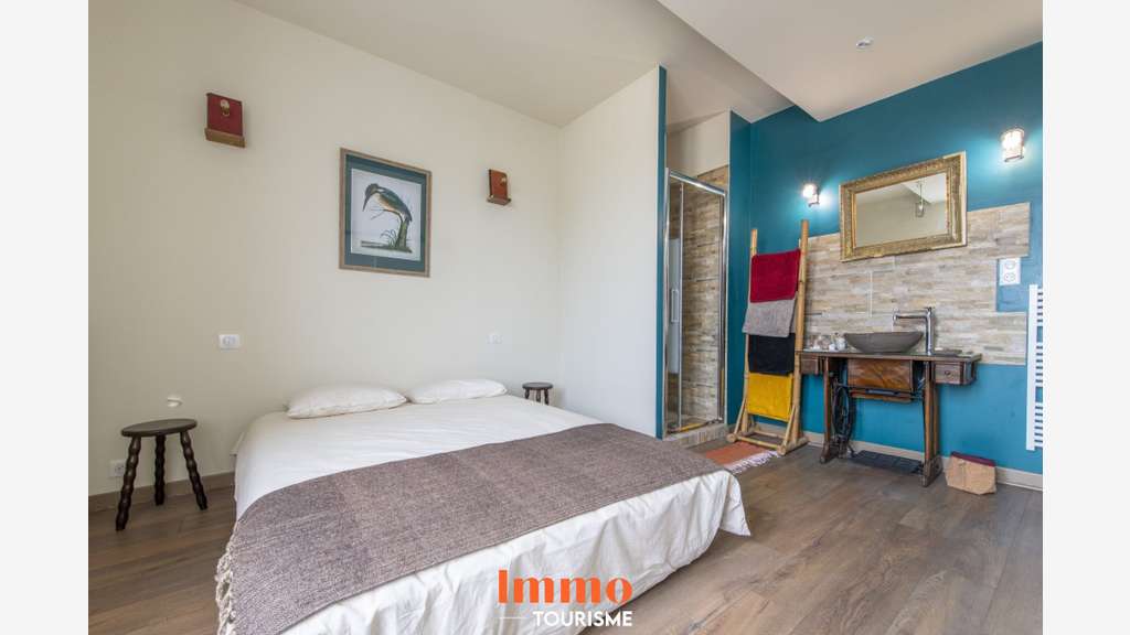 AV maison immeuble de 4 appartements à La Rochelle