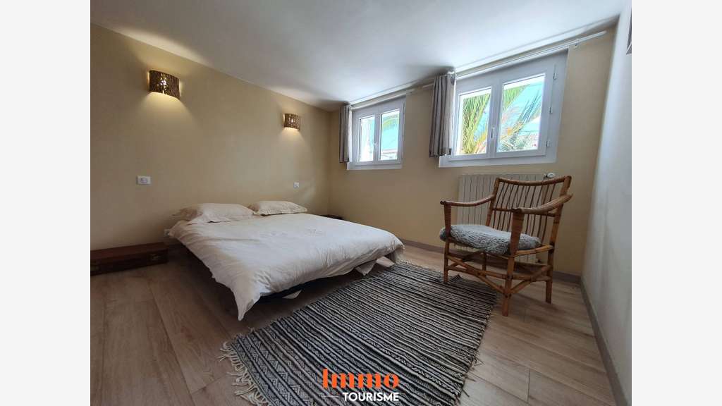 AV maison immeuble de 4 appartements à La Rochelle