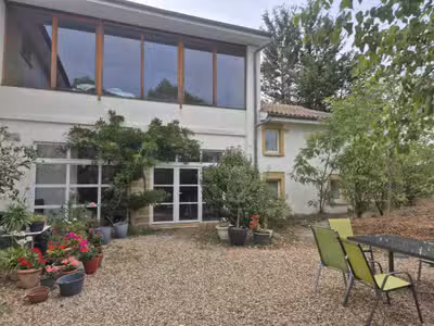 Vente chambres d'hôtes et gîte à 25 km de Lyon
