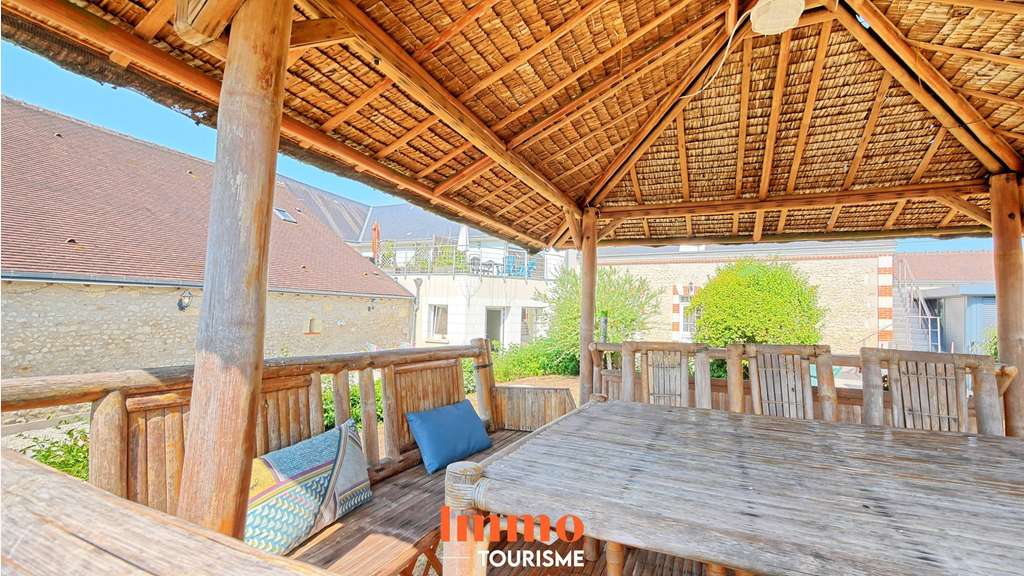 Maison d’hôtes et gîtes avec piscine intérieure –