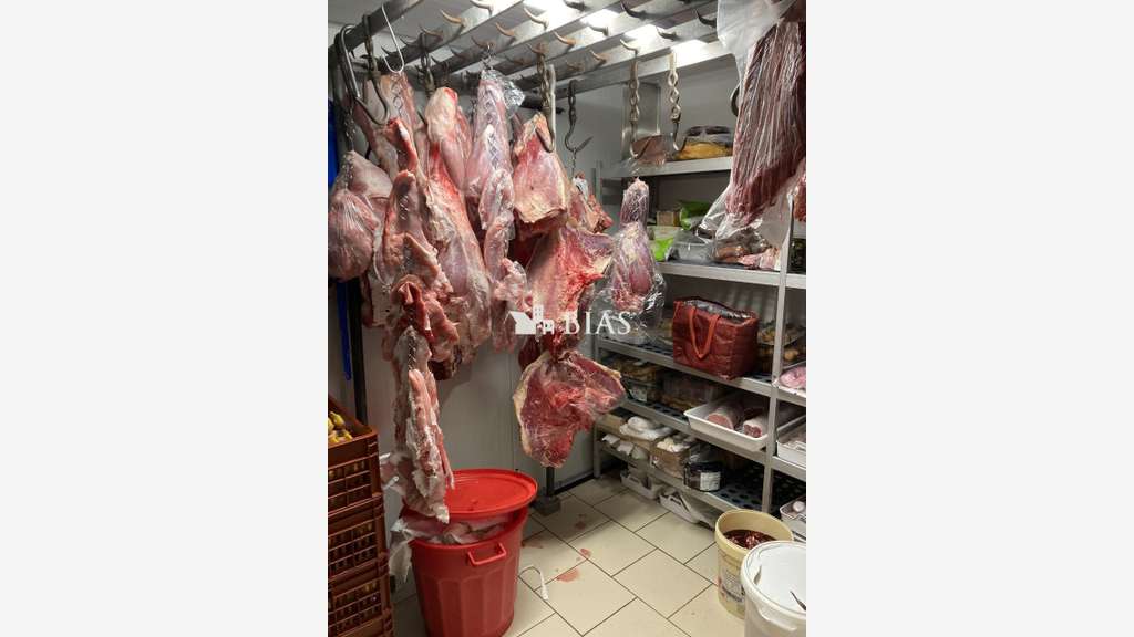 Vend charcuterie boucherie rôtisserie Val de Marne