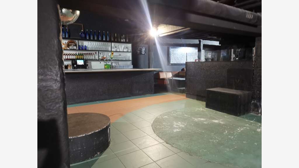 Vente club-discothèque en centre ville des Landes