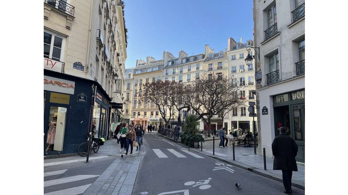  AV coffee shop, salon de thé 7500 Sentier