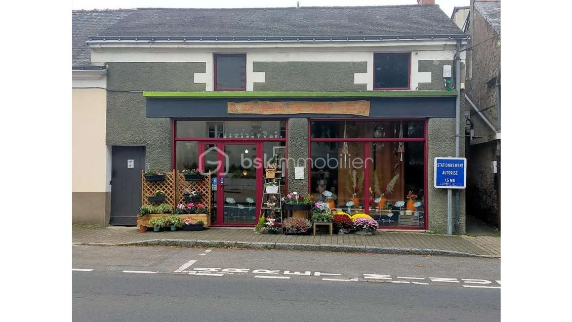 À vendre FDC fleuriste au centre de Varades