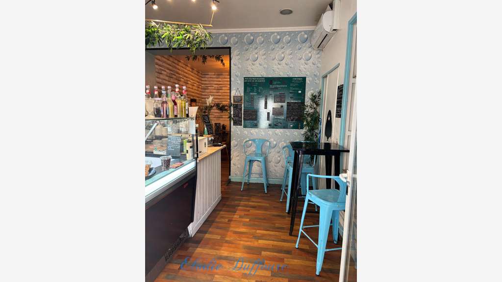 Coffee shop de charme à vendre à Lourdes