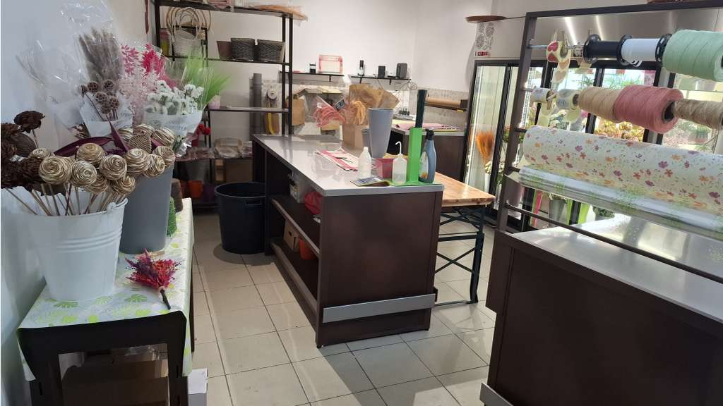 Vente fleuriste emplacement n°1 au cœur de ville