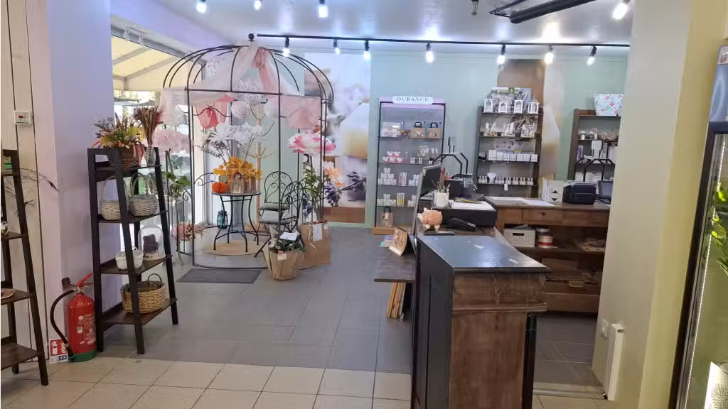 Vente fleuriste emplacement n°1 au cœur de ville