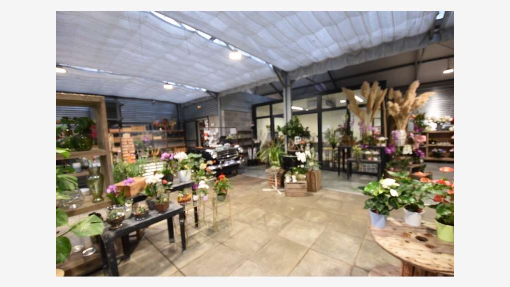 FDC fleuriste idéalement situé à vendre Digoin 71
