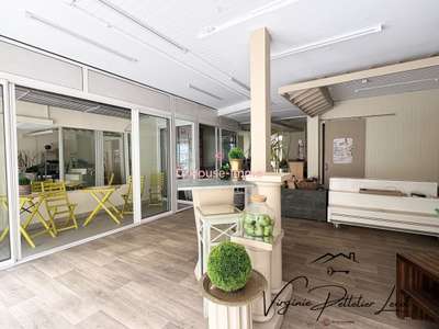 Vente FDC fleuriste à Fontenay-le-Comte centre