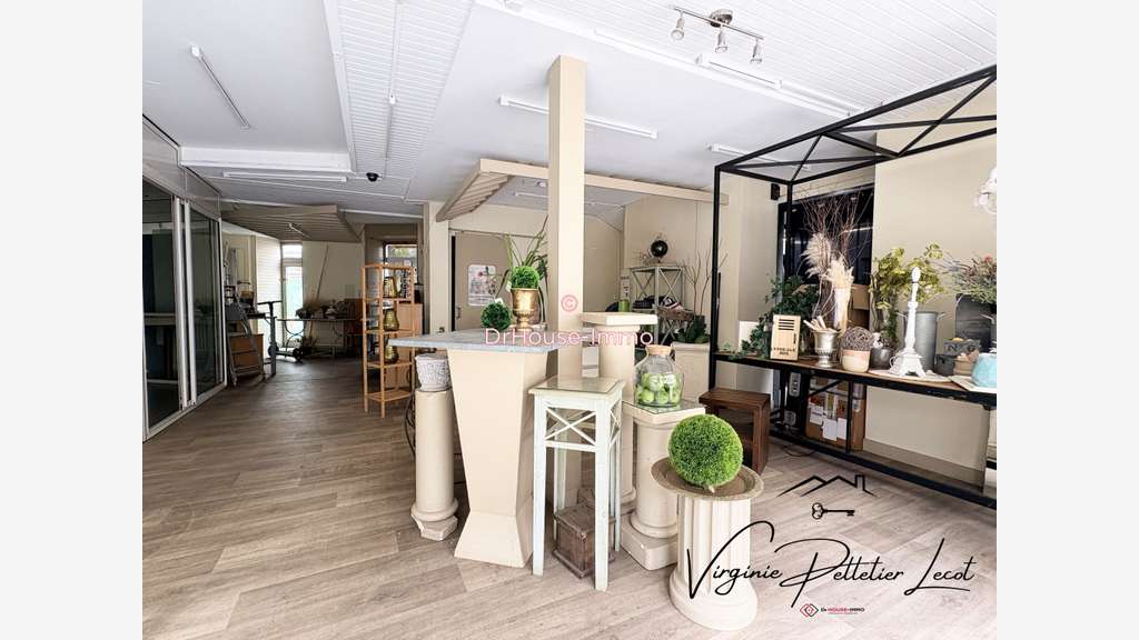 Vente FDC fleuriste à Fontenay-le-Comte centre