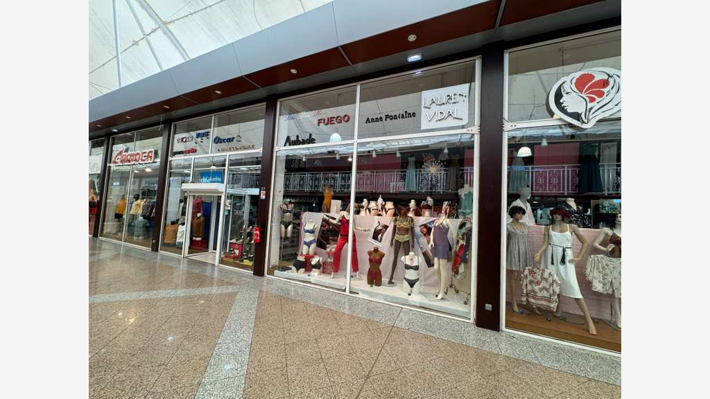 Vente commerce prêt-à-porter à Rémire-Montjoly 