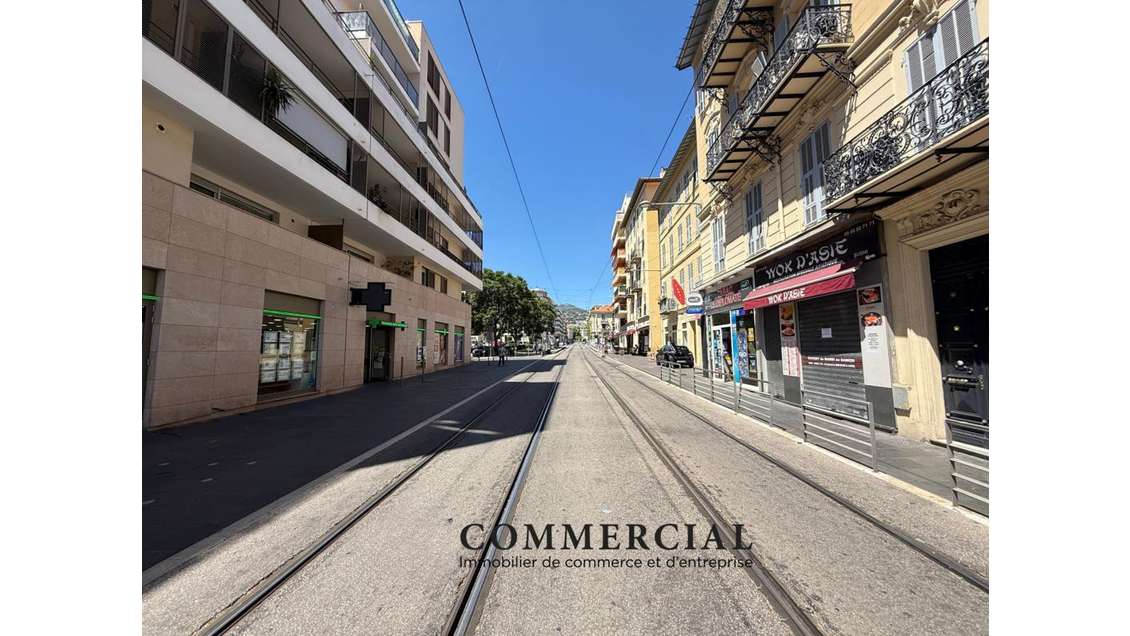 Vente FDC snacking sur axe passant à Nice Nord