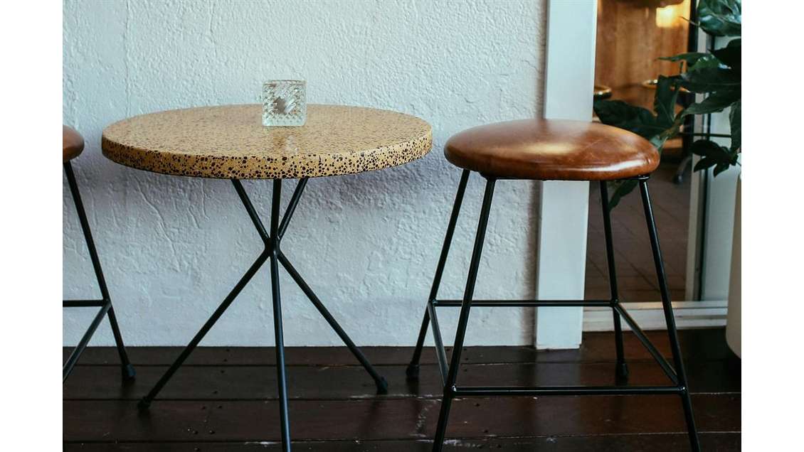 AV restauration rapide excellente visibilité Paris