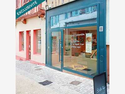 Cède restauration rapide réputée à Auxerre centre