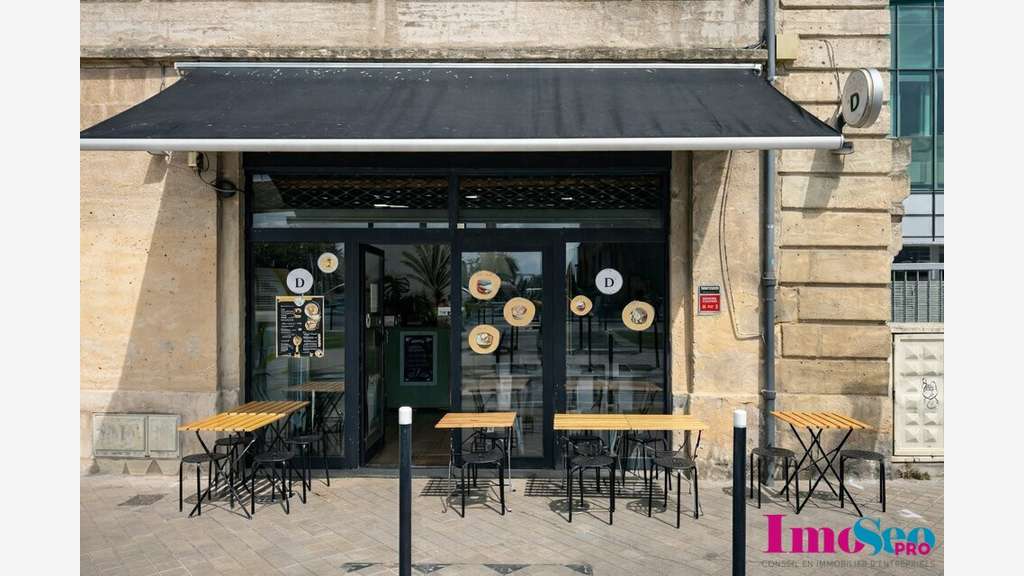 AV FDC restaurant rapide sur les quais de Bordeaux