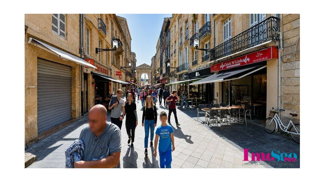 Vente FDC restauration en rue piètonne à Bordeaux
